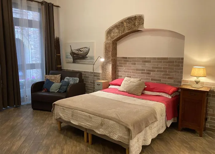 Tiny House In The Center توري ديل بيناكو