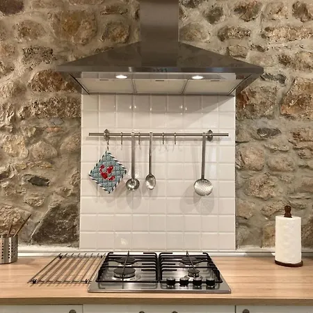 Апартаменты Tiny House In The Center