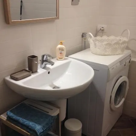 Апартаменты Tiny House In The Center Торри-дель-Бенако